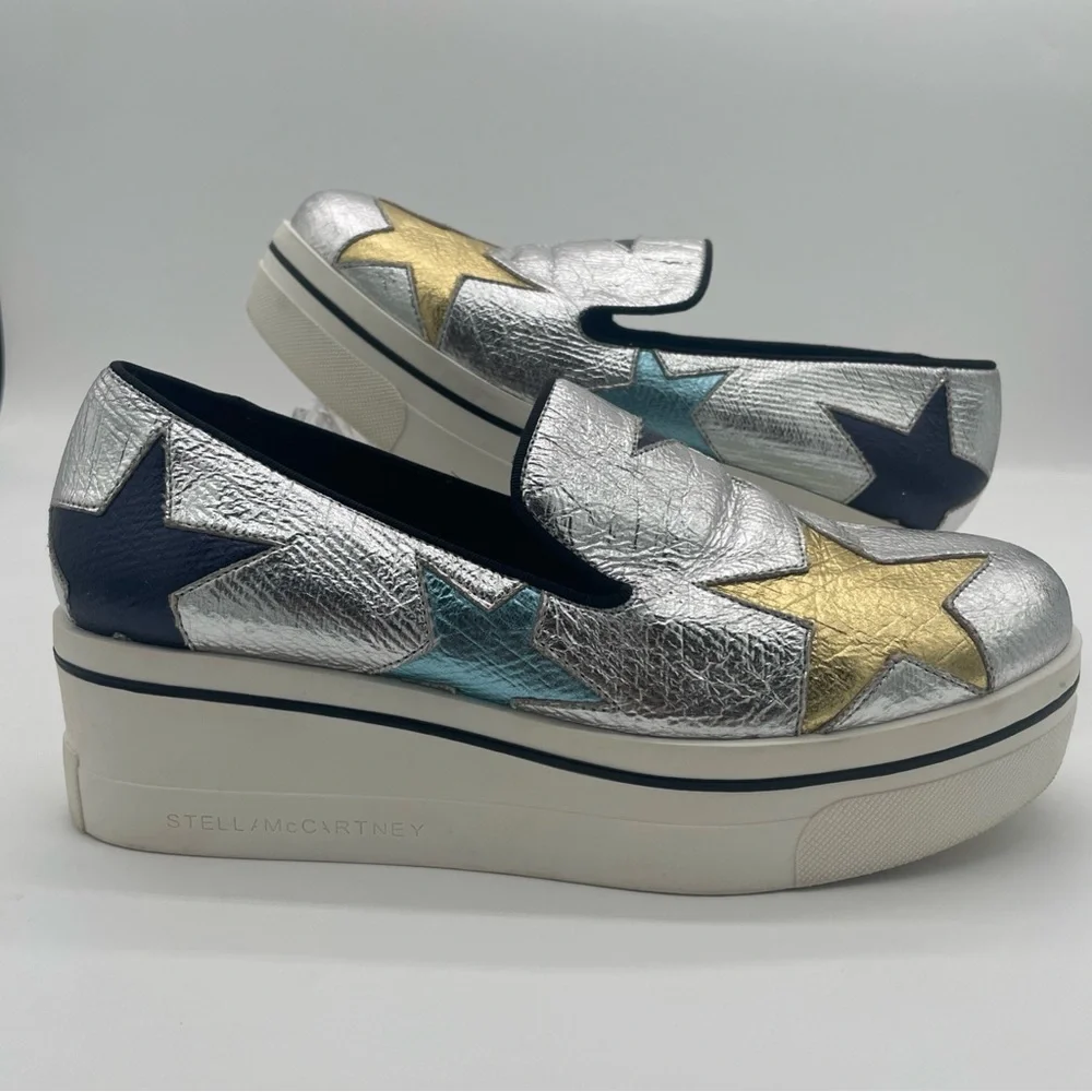 STELLA MCCARTNEY Silver Metallic Faux Leather Binx Star Platform Sneaker Bowie